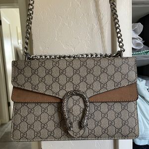 Gucci Dionysus medium purse - used